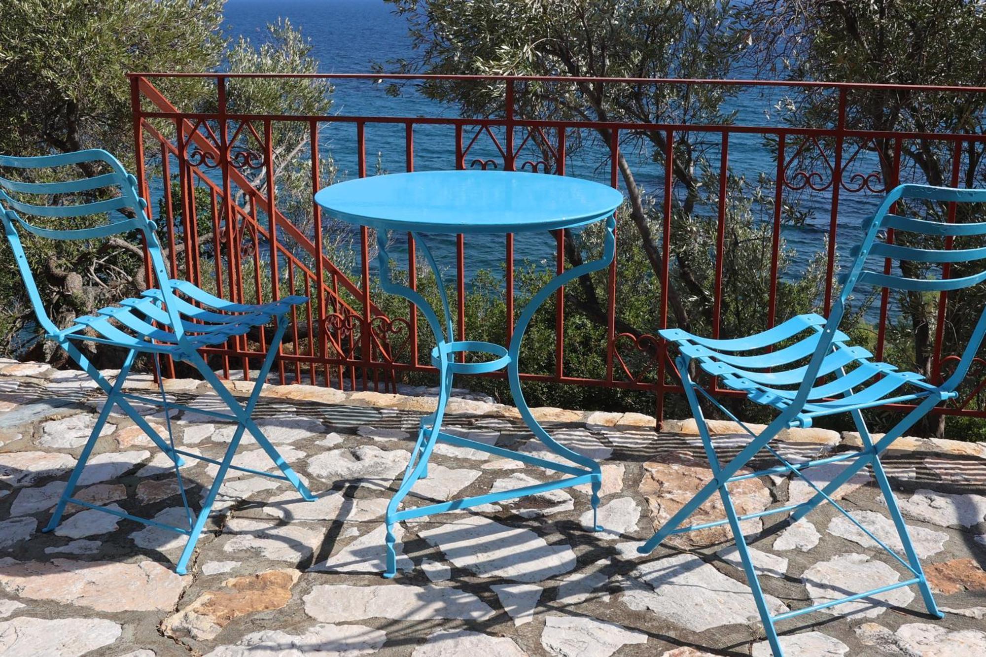 Δωμάτια Κόκκινος Πύργος Plomari Exterior foto